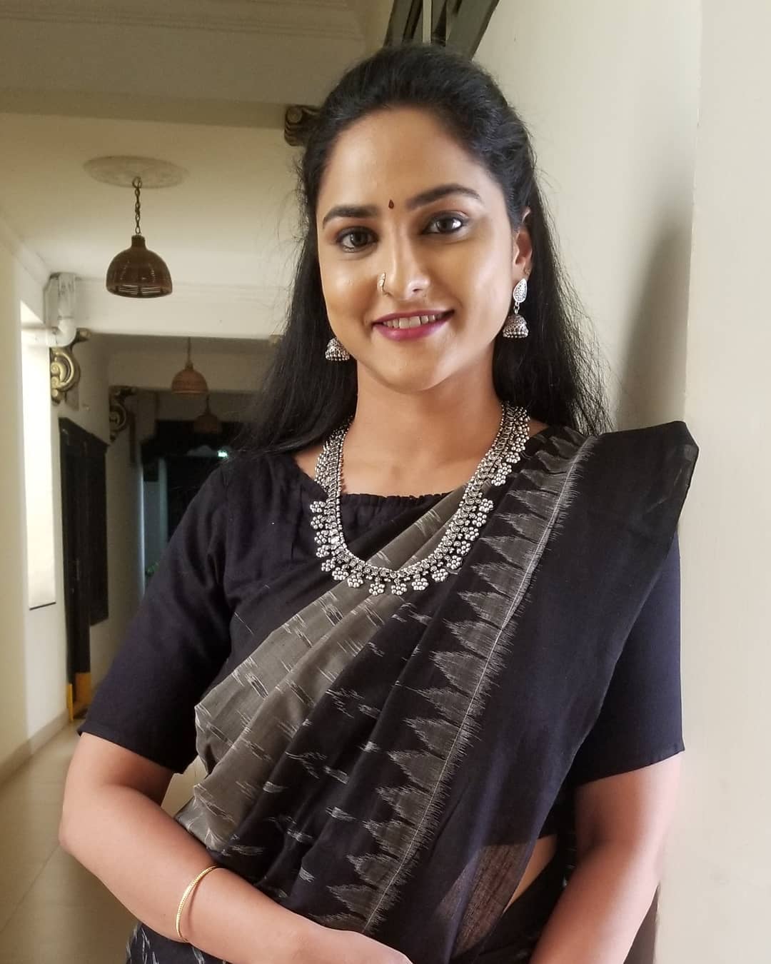 Zee Telugu Tv Anchor Kasi Annapurna In Black Saree Blouse